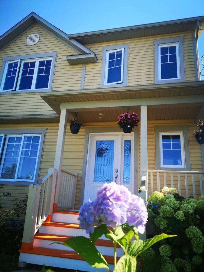 Maison Chaleureuse, Energetique Et Florale 셔브룩 외부 사진